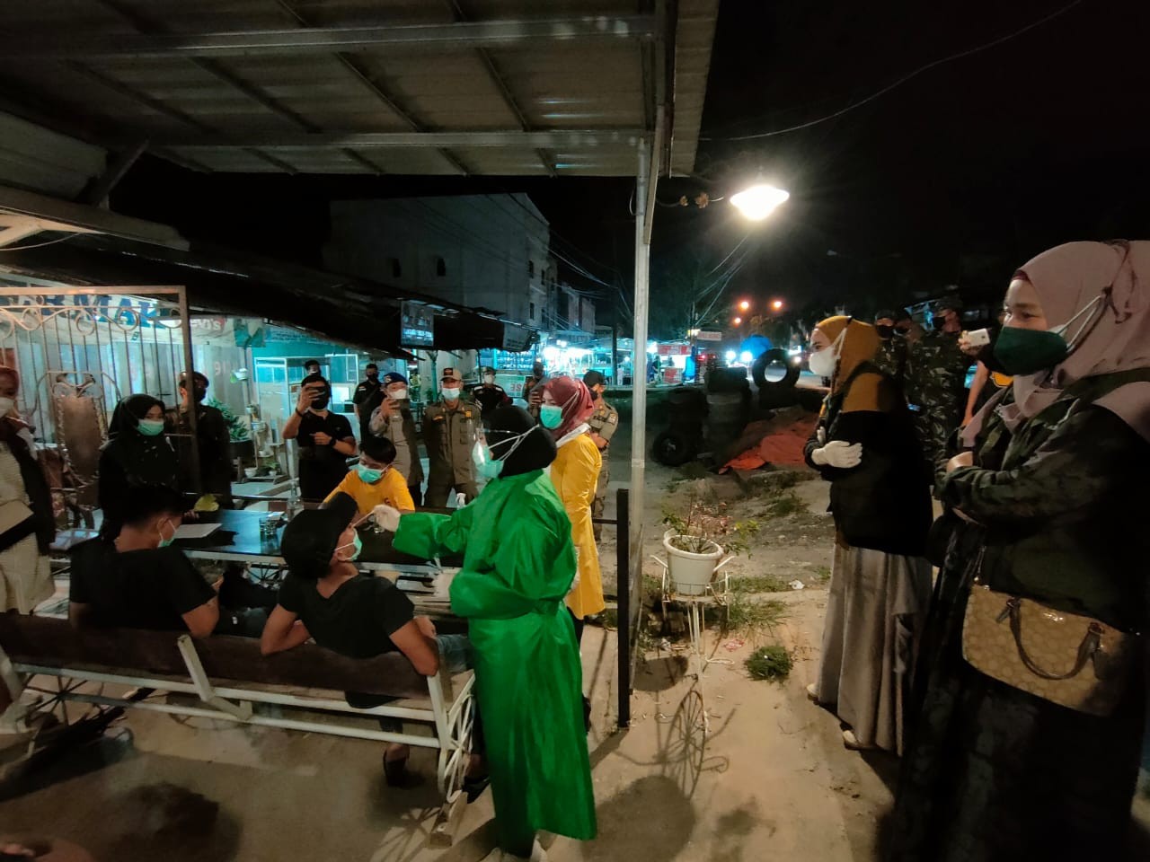 Terjaring Razia Prokes, Satgas Covid-19 Kabupaten Pelalawan Lakukan Swab Antigen