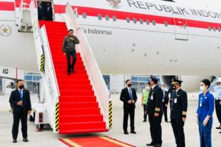 Tiba di Tanah Air, Presiden Jokowi Langsung Jalani Karantina