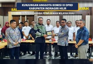 Bahas Pemukiman Kumuh, Komisi III DPRD Inhil Kunker ke Balai PPW Riau